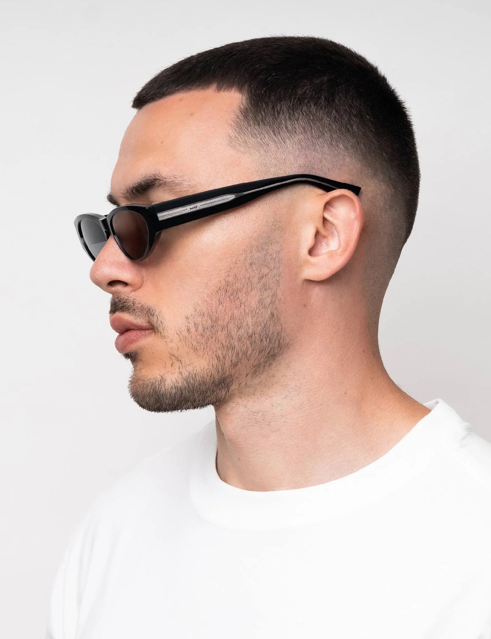 Messy Weekend Blade Sunglasses - Black/Transparent/Grey