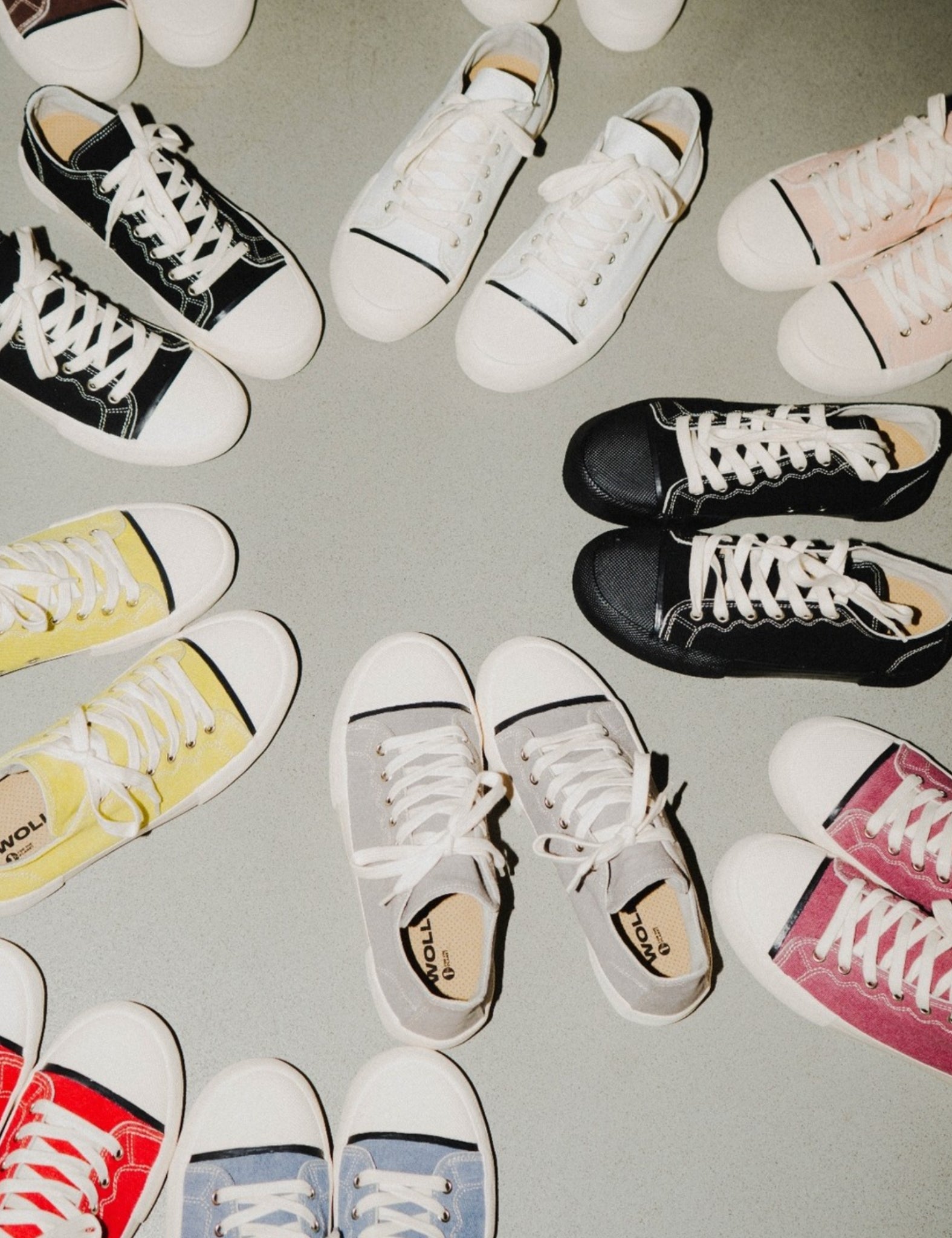 Wollow Dolores Trainers - Black