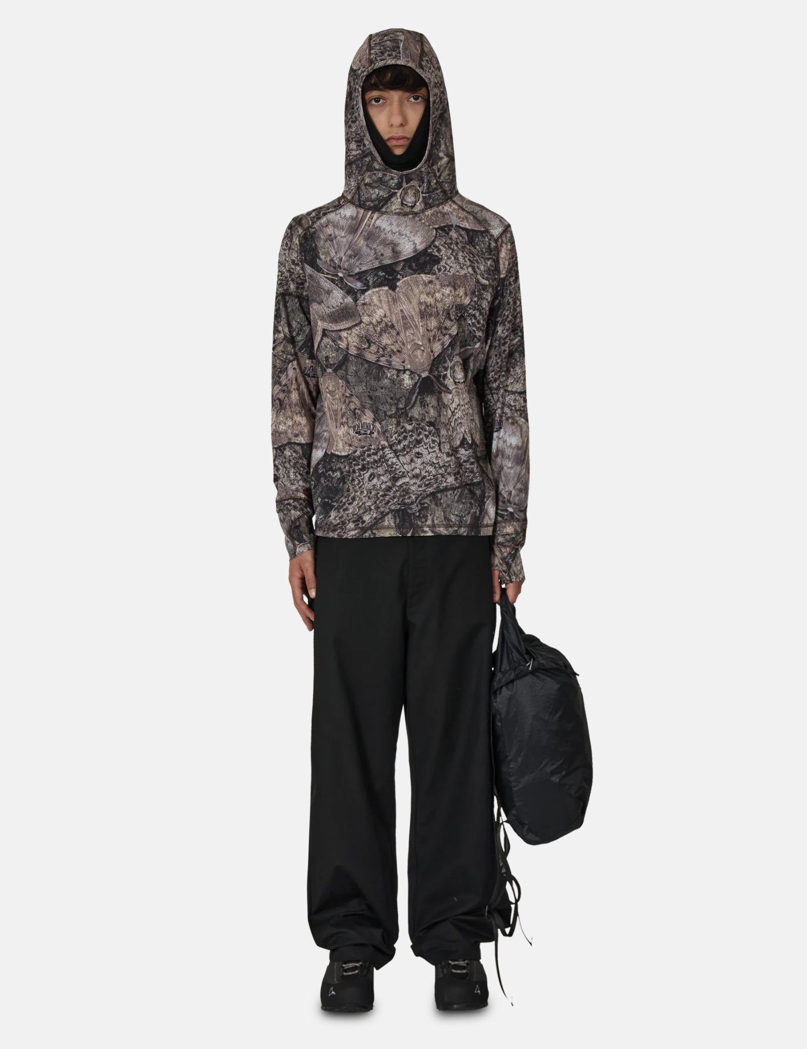 ROA Centipede Buckle Chino Pant - Black — BHODE