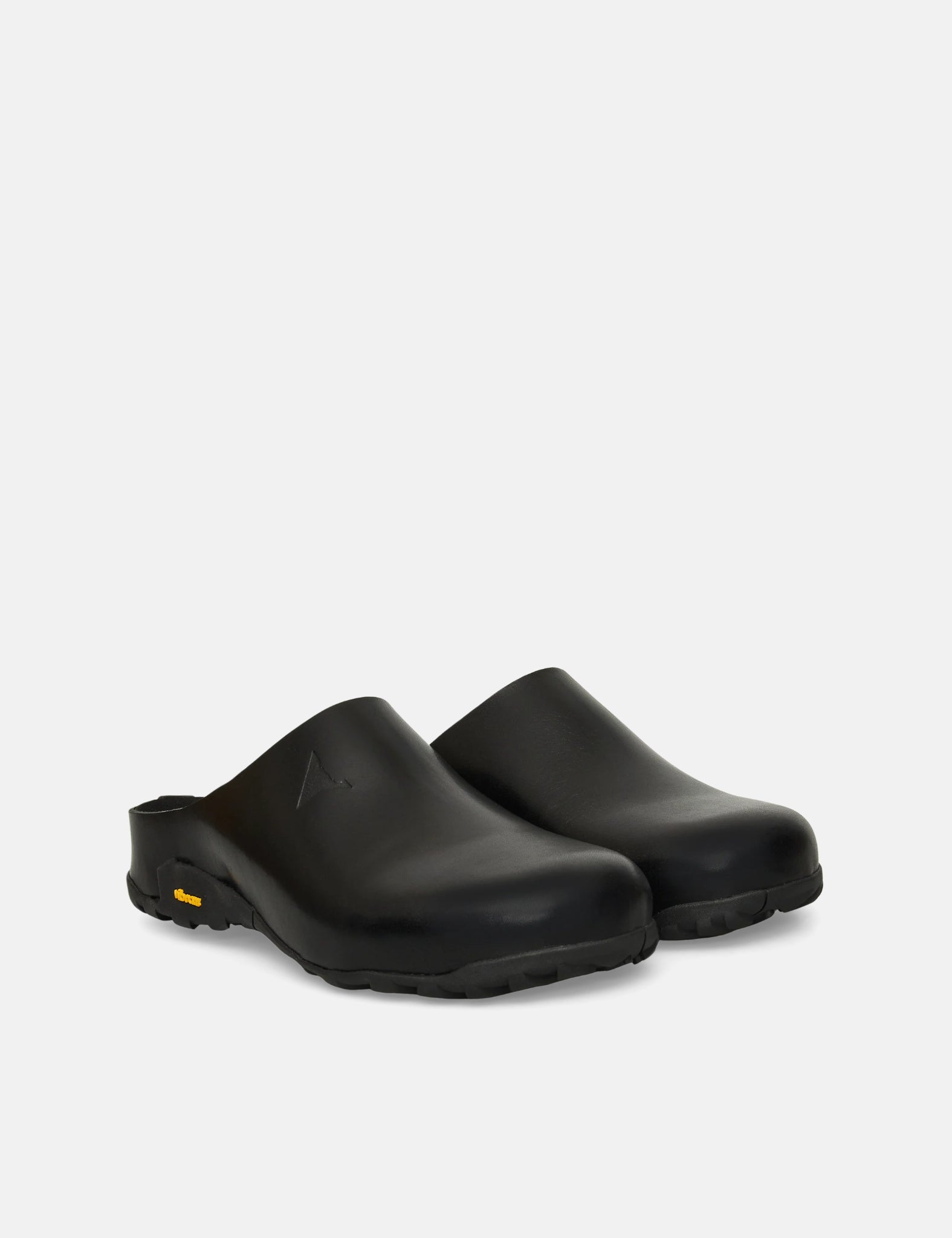 ROA Fedaia Shoes - Black — BHODE